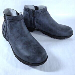 NWOT JSport by Jambu Jenna Memory Foam Weather Ready Denim Blue Boots Size 9